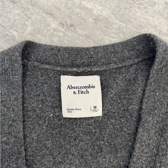 Abercombie Gray Cardigan - Picture 2 of 2